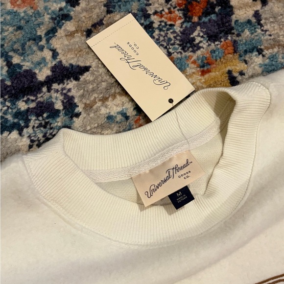 NWT Universal Thread Aspen Colorado Sweatshirt Medium Alpine Skier Apres Ski New - Picture 12 of 15